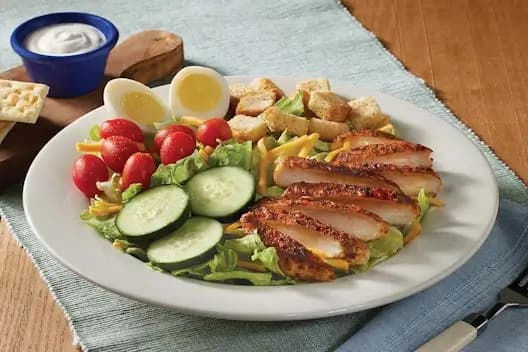 Homestyle Grilled Chicken Salad at Cracker Barrel