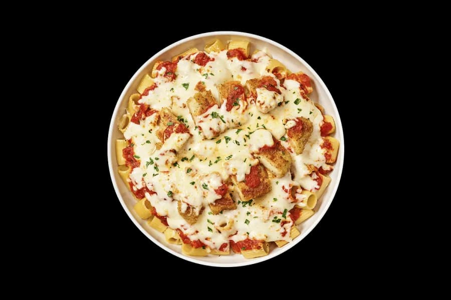 Noodles & Company Baked Chicken Parmesan 2026 price $11.40
