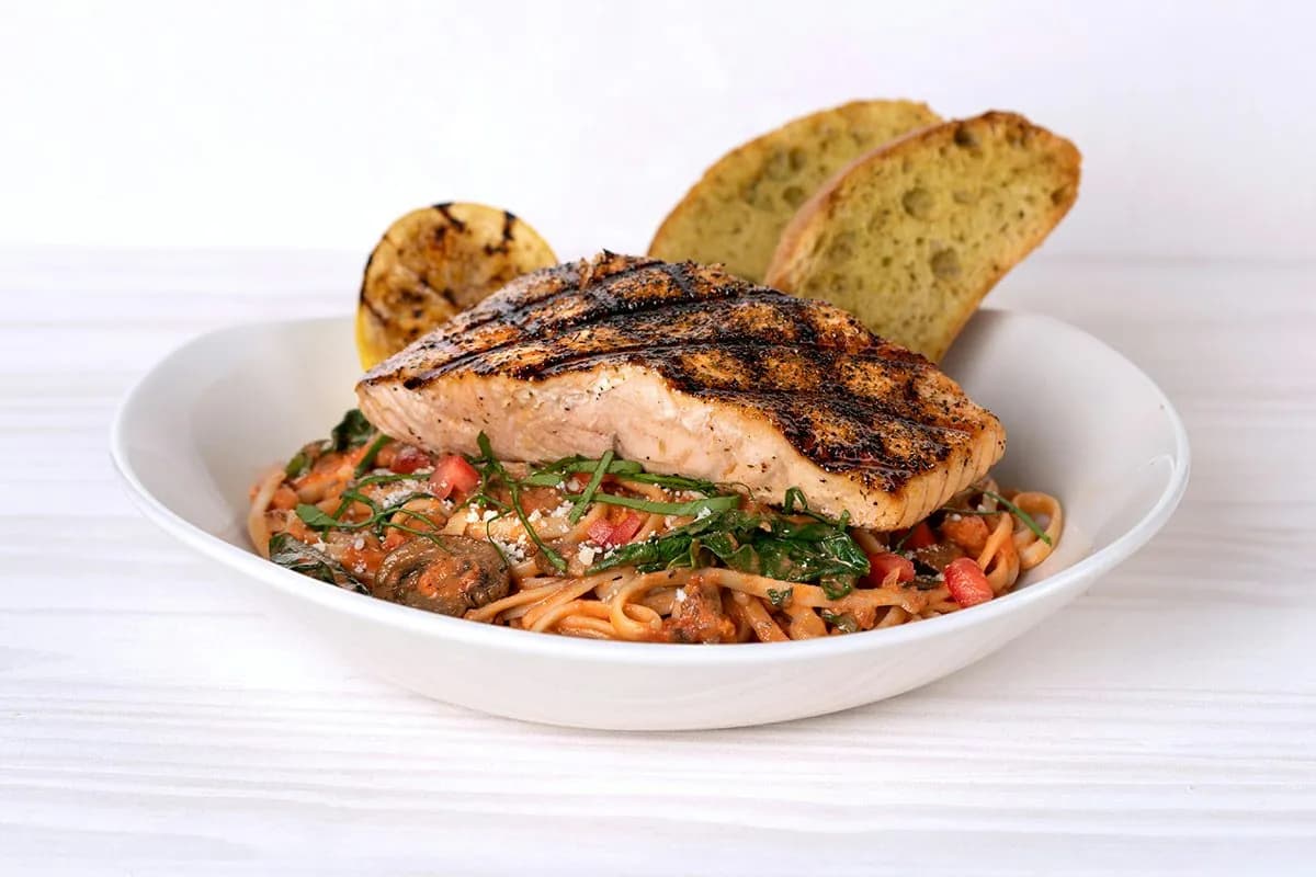 Creamy Tomato Salmon Linguine