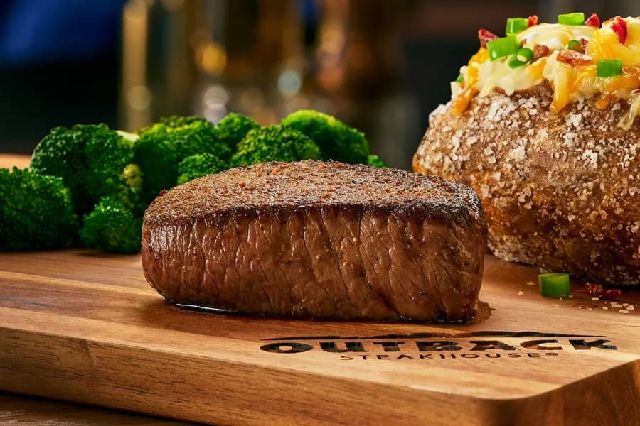 Outback Steakhouse Center-Cut Sirloin 2026 price $17.99